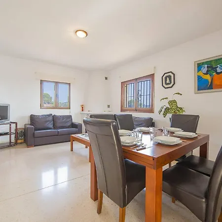 Fabiola - Plusholidays * Calpe